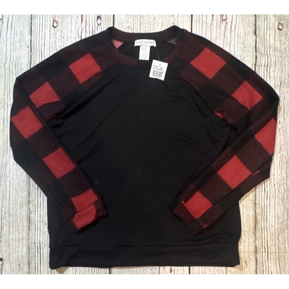 Stitchwurks Women's Black/Red Plaid Long Sleeve Pullover Sweatshirt Crew Cotton